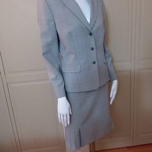 Misses Skirt Suit